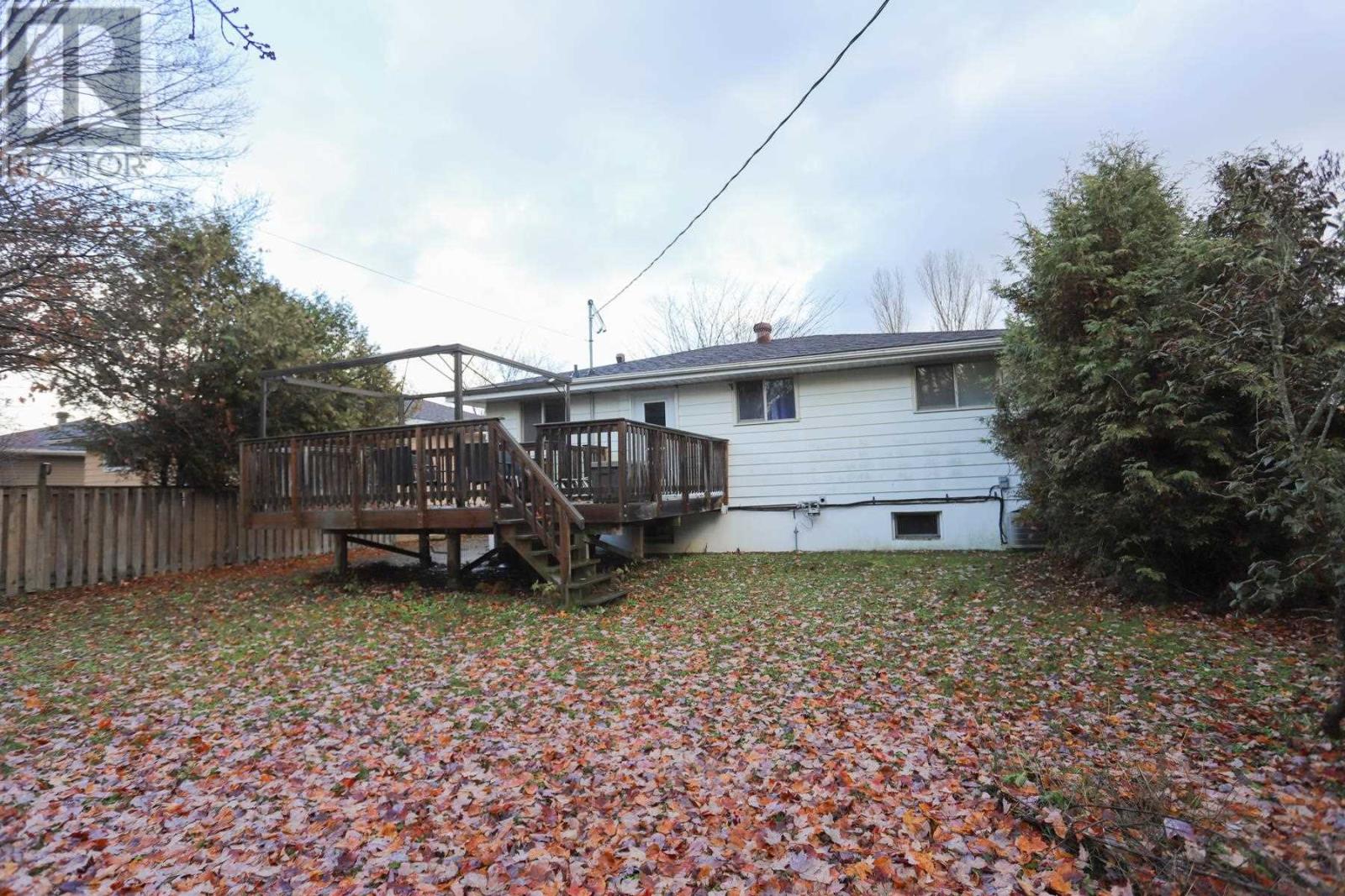 65 Wayne Ct, Sault Ste. Marie, Ontario P6A 4S5 - Photo 34 - SM253305