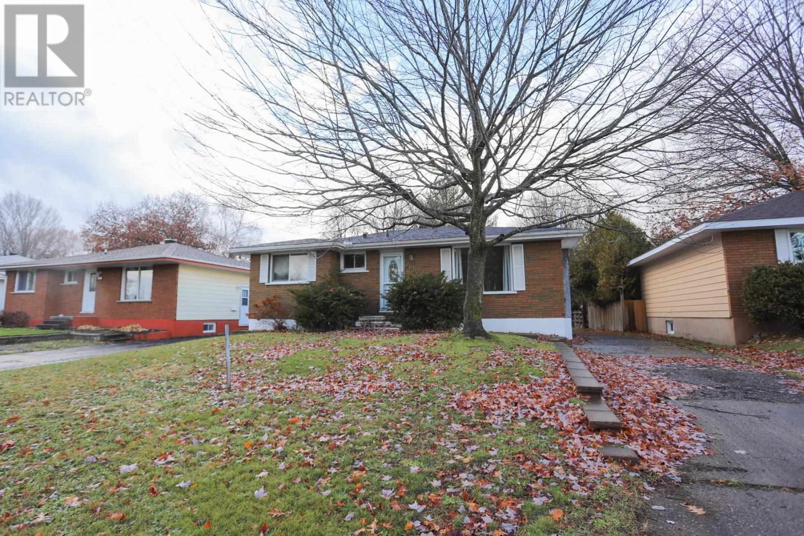 65 Wayne Ct, Sault Ste. Marie, Ontario P6A 4S5 - Photo 39 - SM253305