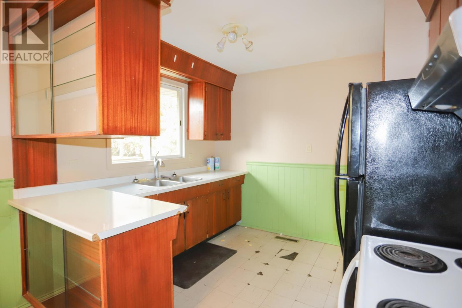 65 Wayne Ct, Sault Ste. Marie, Ontario P6A 4S5 - Photo 8 - SM253305