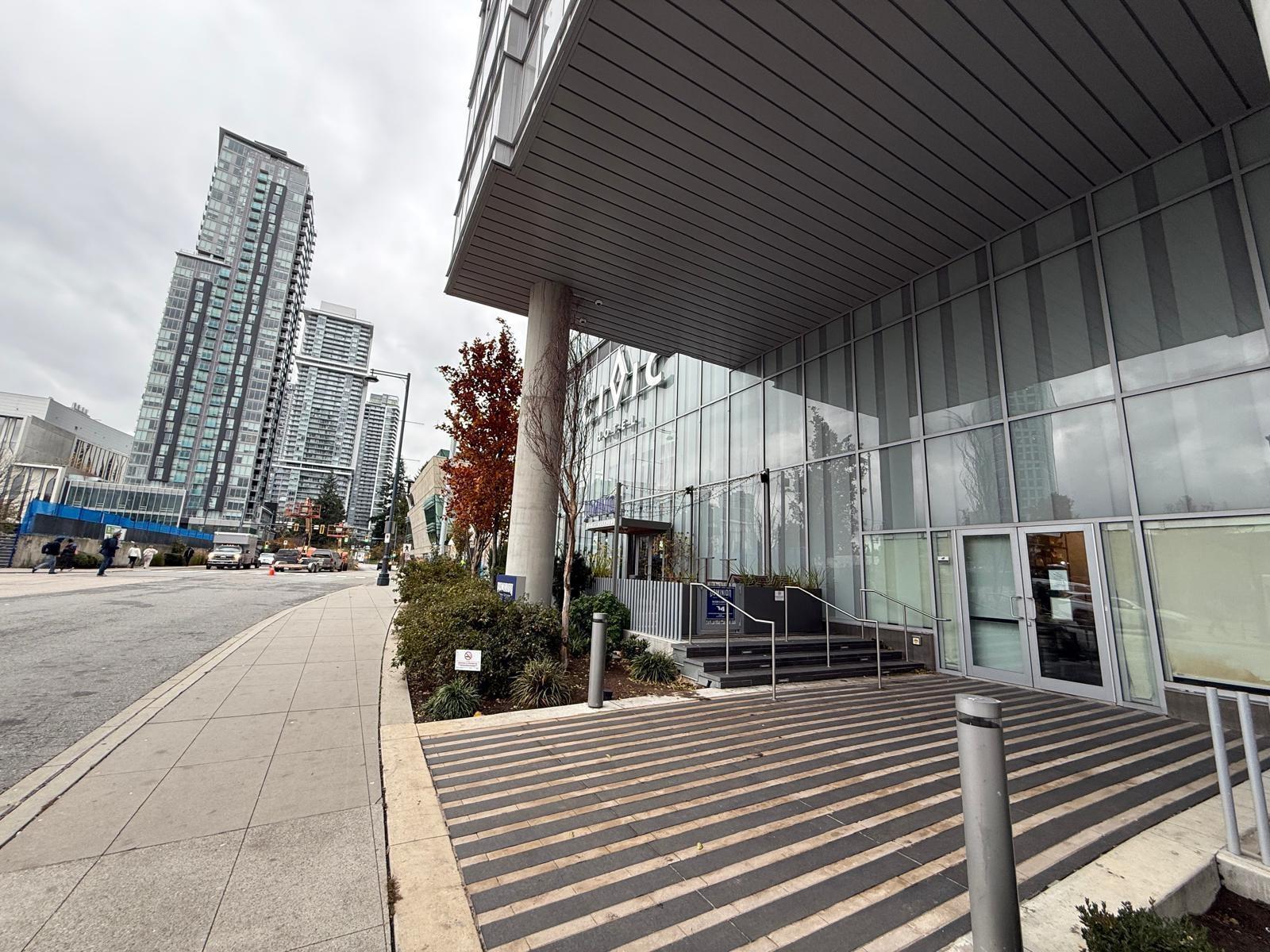 4908 13495 Central Avenue, Surrey, British Columbia  V3T 0K2 - Photo 3 - R3067207