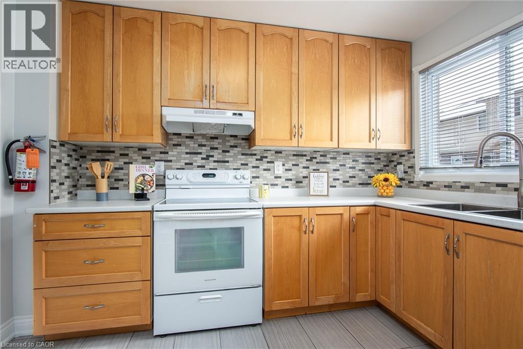 453 Albert Street Unit# 13, Waterloo, Ontario  N2L 5A7 - Photo 16 - 40787603