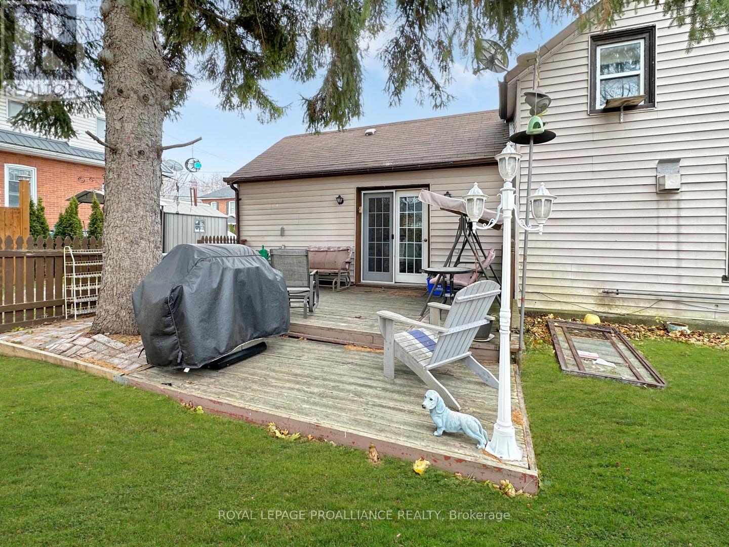 97 Catharine Street, Belleville, Ontario  K8P 1M2 - Photo 33 - X12594972