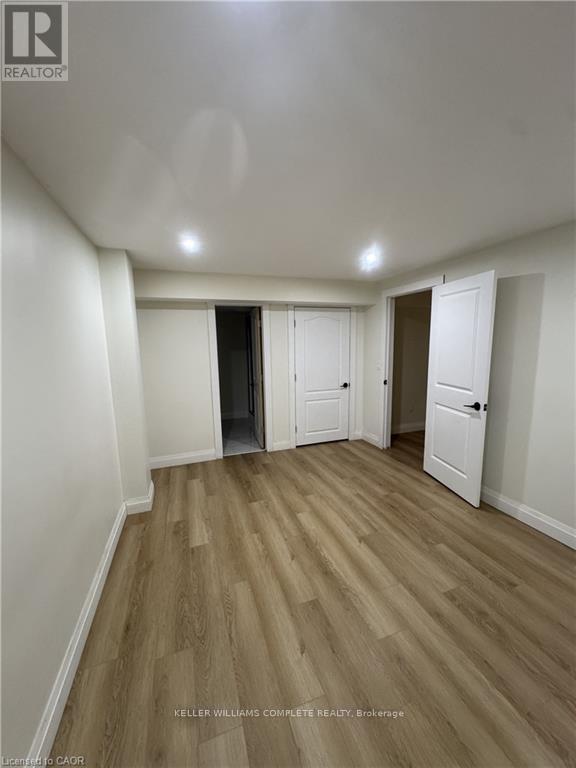 2 - 4 Bankfield Crescent, Hamilton, Ontario  L8J 0B9 - Photo 10 - X12594752