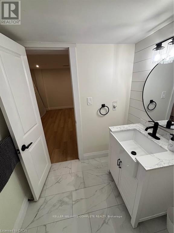 2 - 4 Bankfield Crescent, Hamilton, Ontario  L8J 0B9 - Photo 15 - X12594752