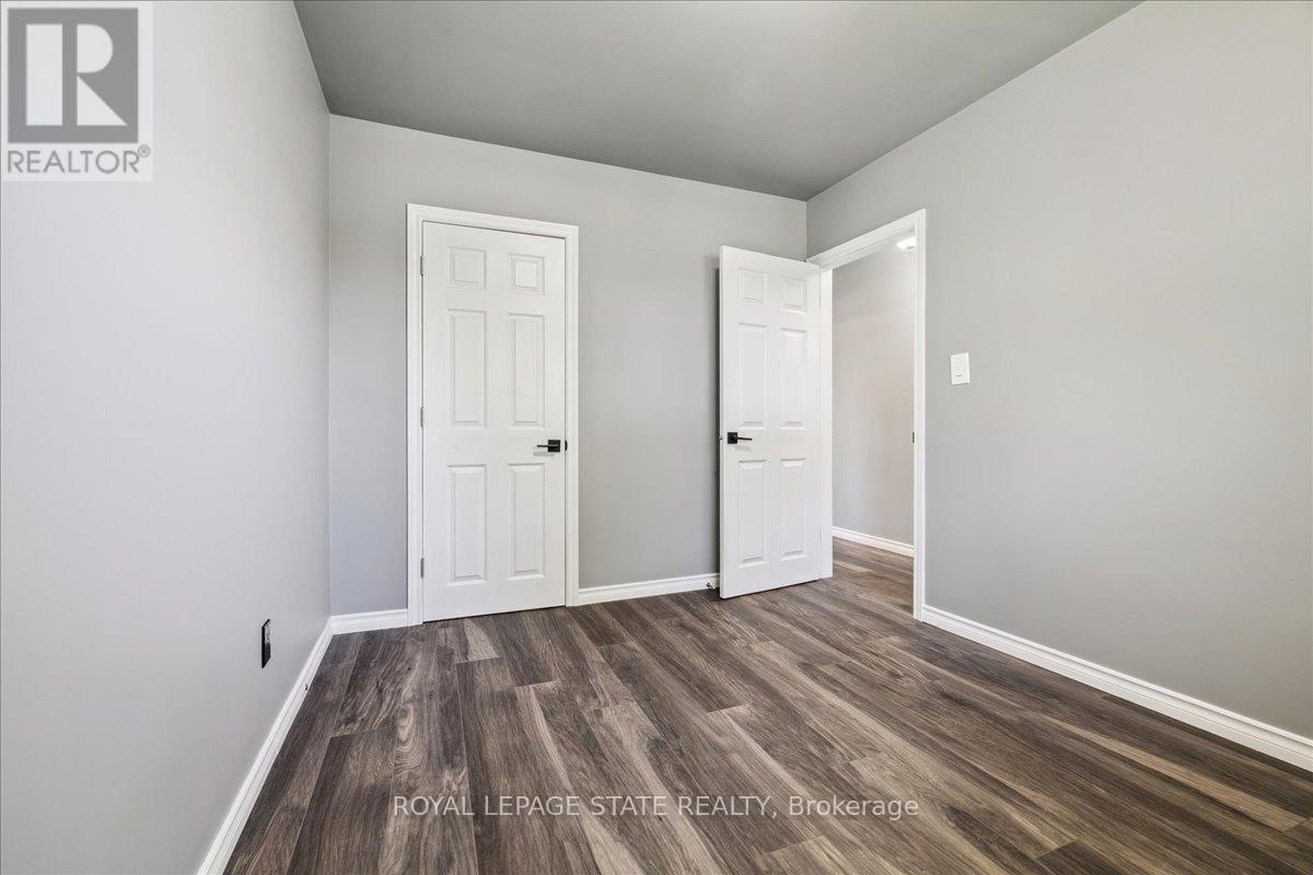 15 Purdy Crescent, Hamilton, Ontario  L9A 3B4 - Photo 26 - X12594798