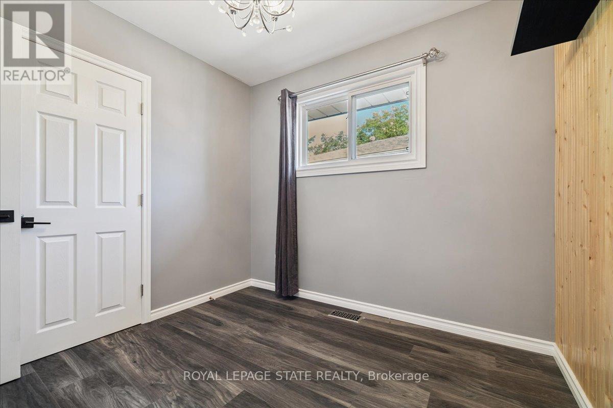 15 Purdy Crescent, Hamilton, Ontario  L9A 3B4 - Photo 28 - X12594798