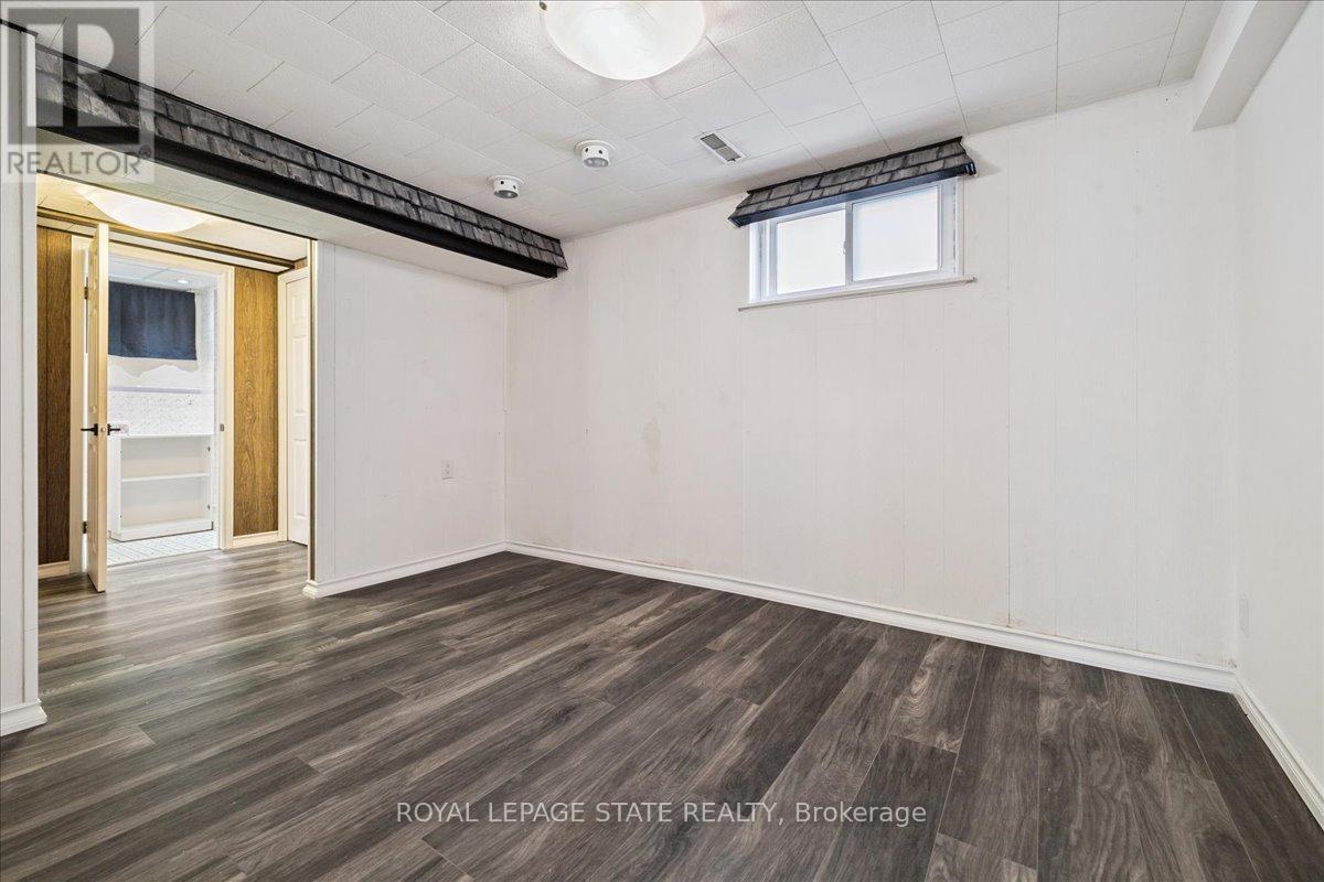 15 Purdy Crescent, Hamilton, Ontario  L9A 3B4 - Photo 38 - X12594798