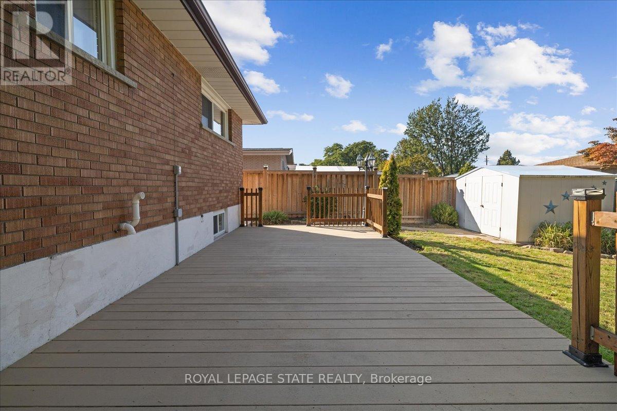 15 Purdy Crescent, Hamilton, Ontario  L9A 3B4 - Photo 46 - X12594798