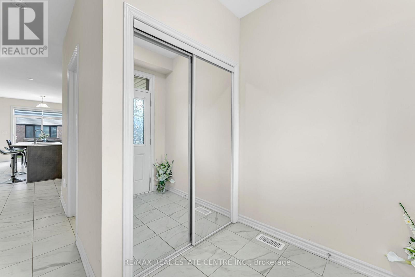 65 Ever Sweet Way, Thorold, Ontario  L2V 0K8 - Photo 5 - X12594806