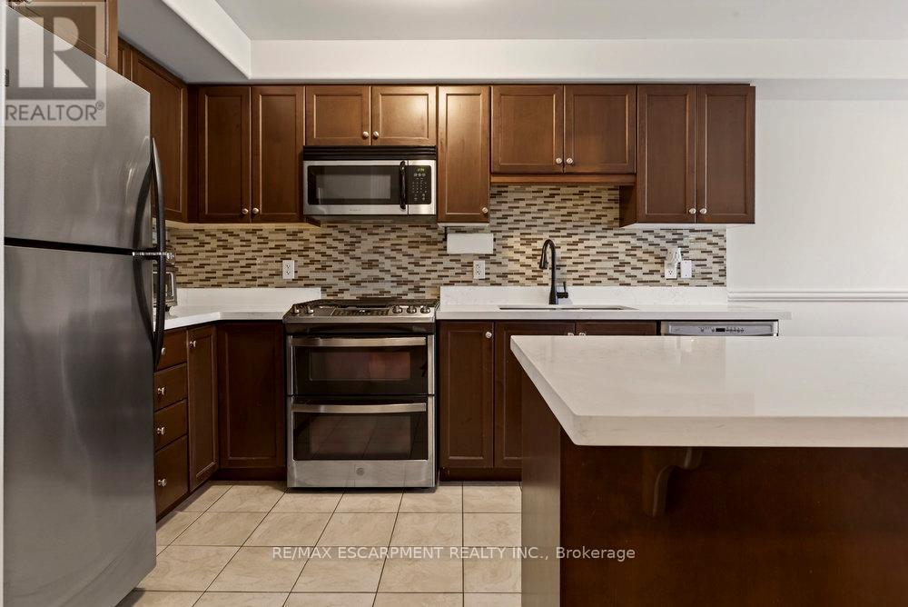 105 Donald Bell Drive, Hamilton, Ontario  L0R 1C0 - Photo 10 - X12594854