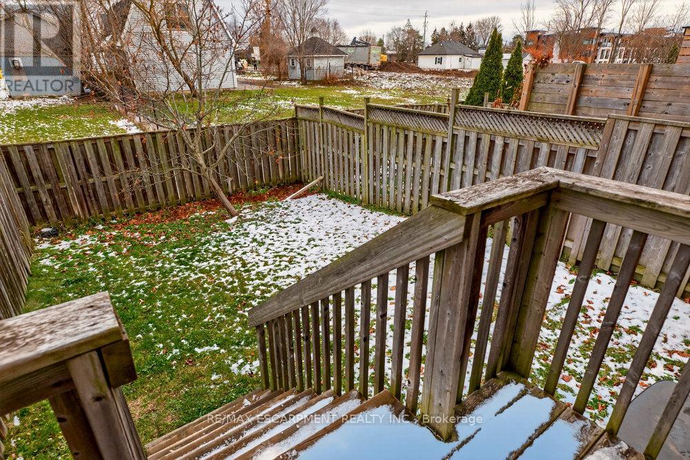 105 Donald Bell Drive, Hamilton, Ontario  L0R 1C0 - Photo 23 - X12594854