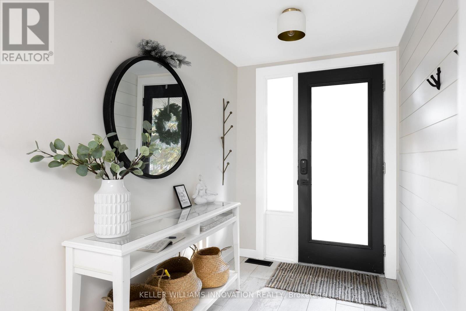 2872 MUSKOKA ROAD 118 W, Muskoka Lakes, Ontario