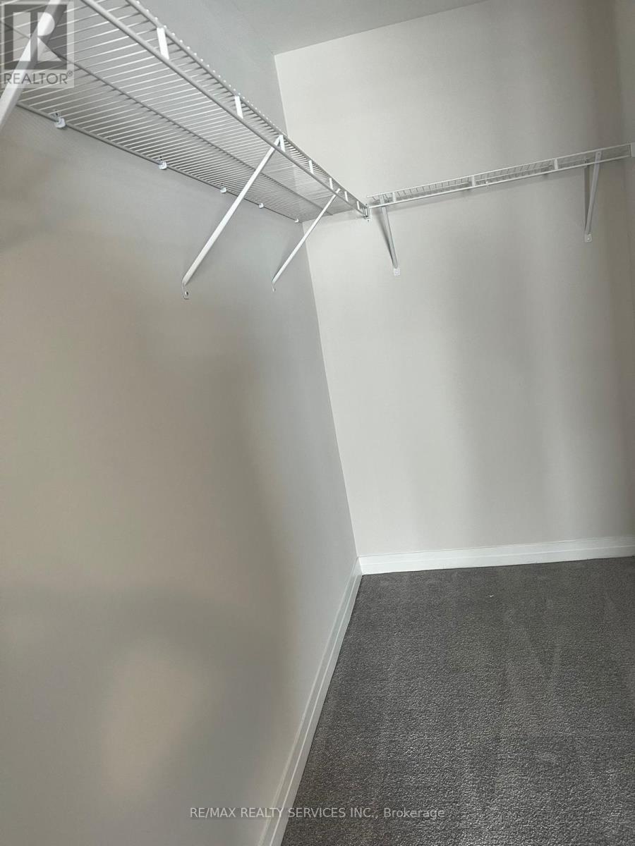 209 Leslie Davis Street, North Dumfries, Ontario  N0B 1E0 - Photo 9 - X12594886