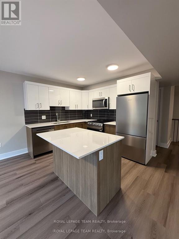 6 - 342 Fifth Avenue, Ottawa, Ontario  K1S 2N7 - Photo 5 - X12594918