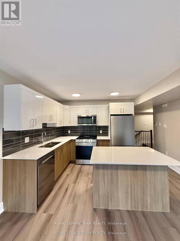 6 - 342 Fifth Avenue, Ottawa, Ontario  K1S 2N7 - Photo 9 - X12594918