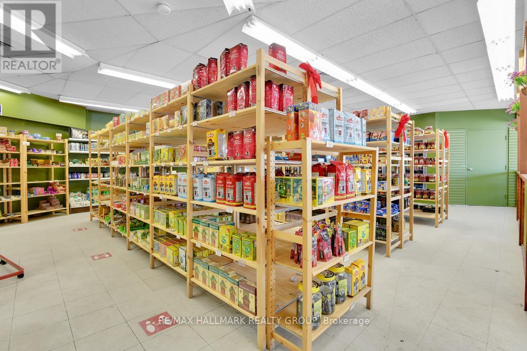 1 - 375 Des Epinettes Avenue, Ottawa, Ontario  K1E 3E6 - Photo 13 - X12594992