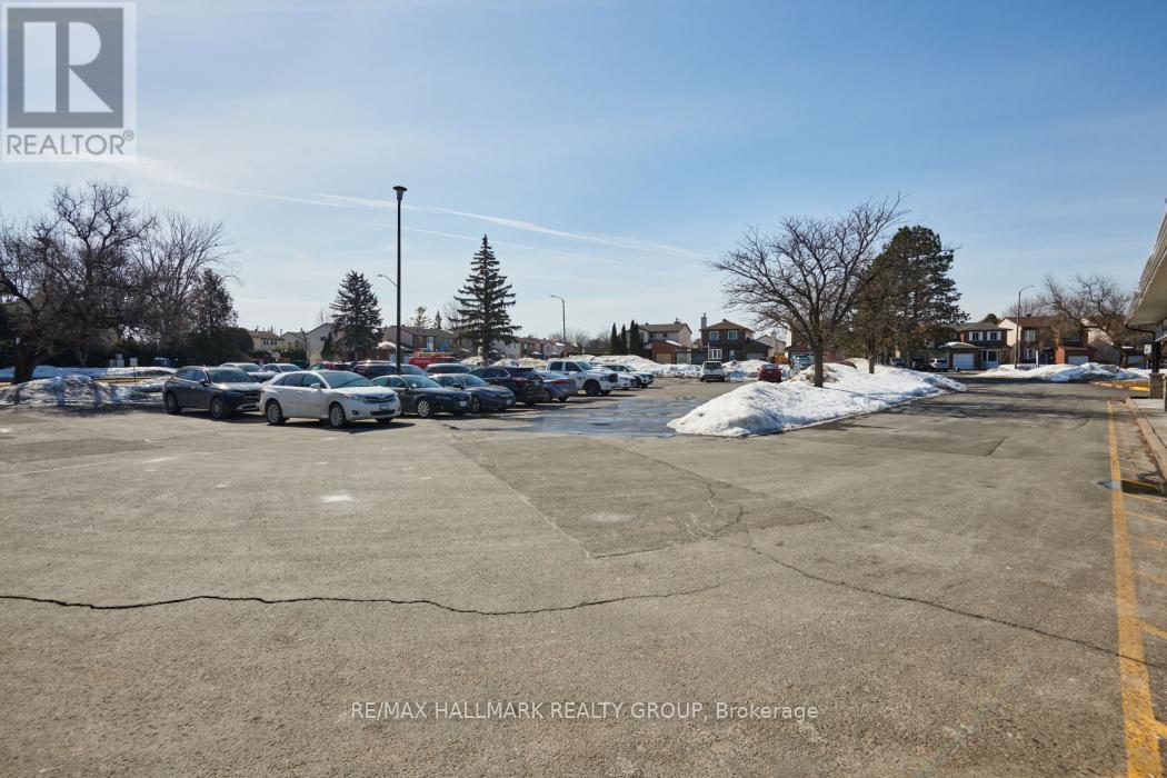 1 - 375 Des Epinettes Avenue, Ottawa, Ontario  K1E 3E6 - Photo 22 - X12594992