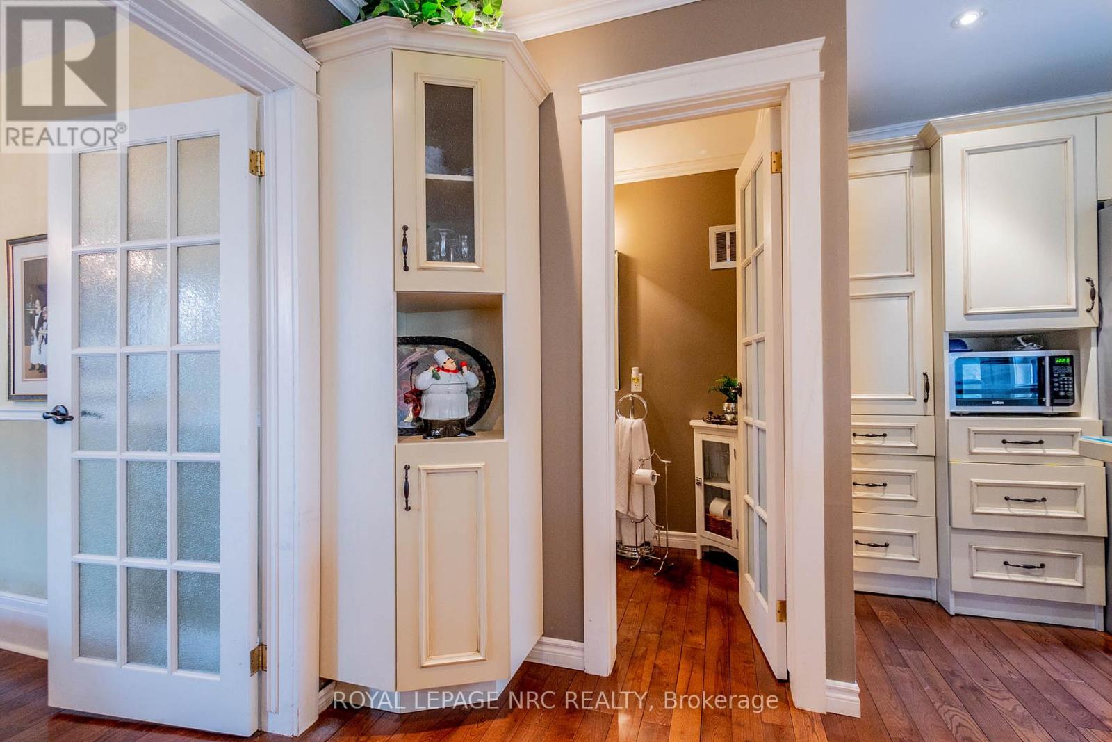 6107 Barker Street, Niagara Falls, Ontario L2G 1Y5 - Photo 20 - X12594982