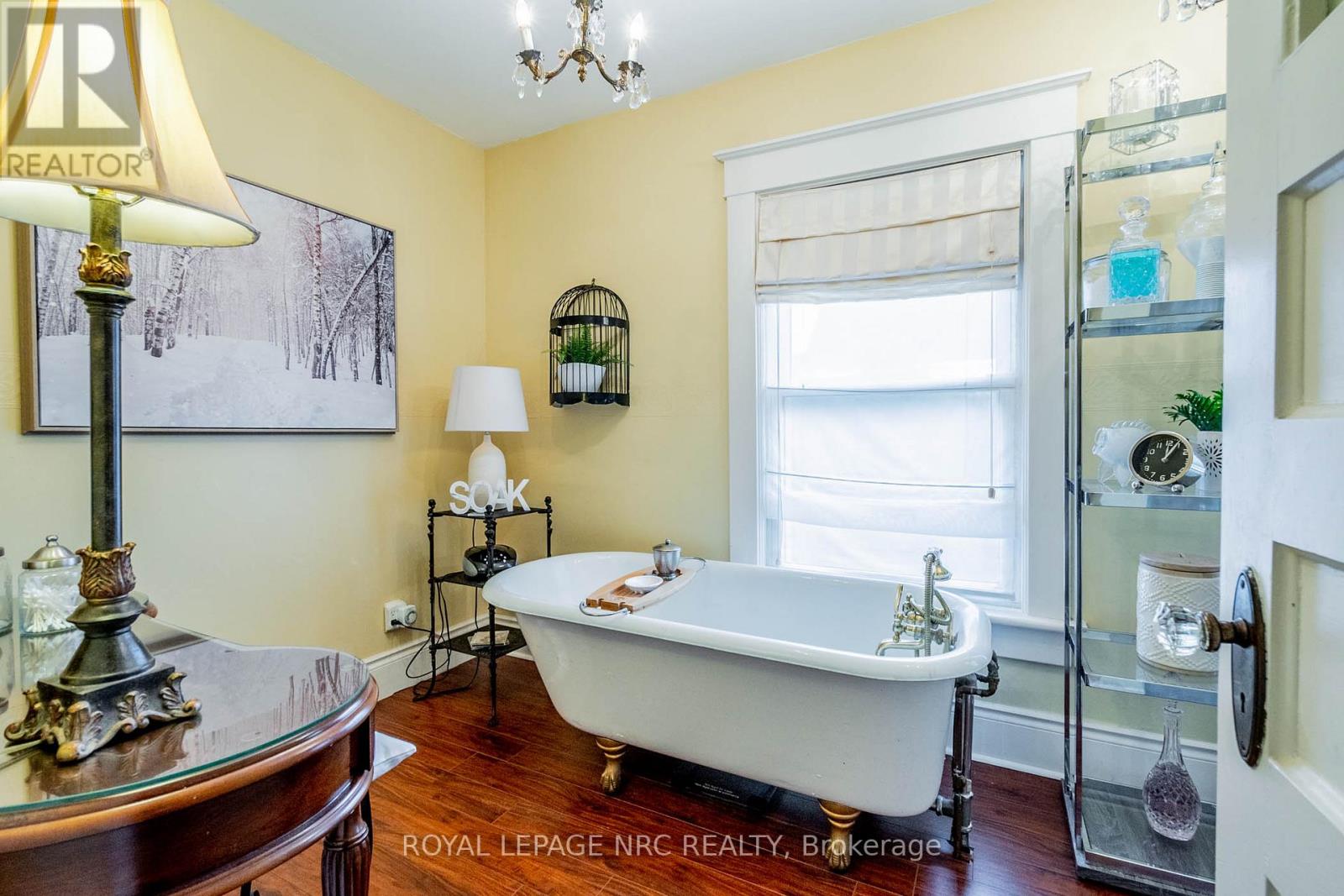 6107 Barker Street, Niagara Falls, Ontario L2G 1Y5 - Photo 26 - X12594982