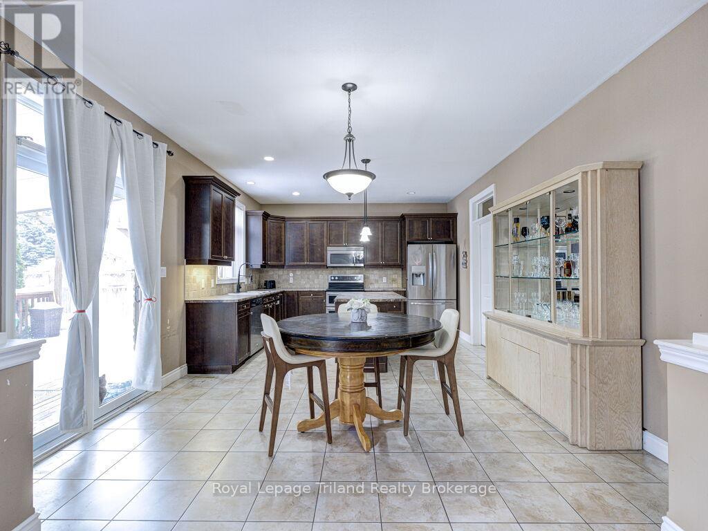 761 Glenwood Road N, Woodstock, Ontario  N4T 0A6 - Photo 14 - X12595002