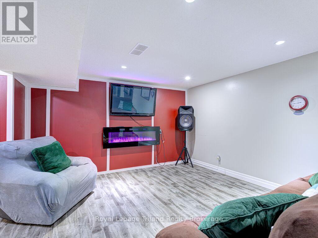 761 Glenwood Road N, Woodstock, Ontario  N4T 0A6 - Photo 42 - X12595002