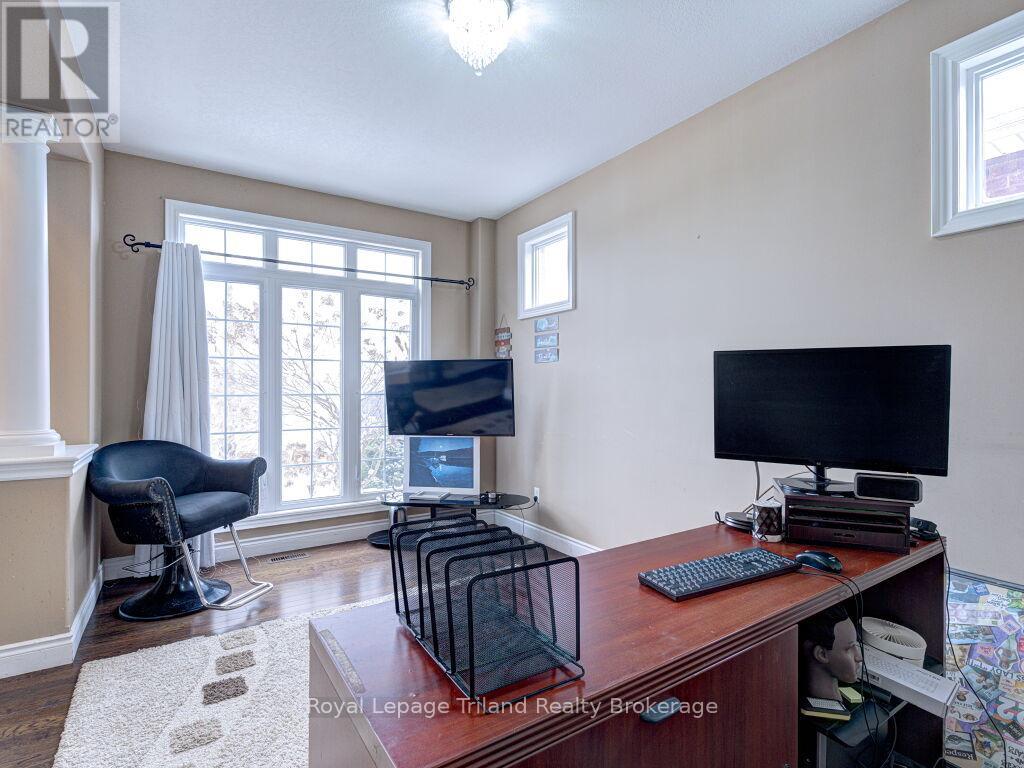 761 Glenwood Road N, Woodstock, Ontario  N4T 0A6 - Photo 9 - X12595002