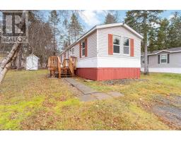 16 Maple Leaf Drive, New Minas, Ca