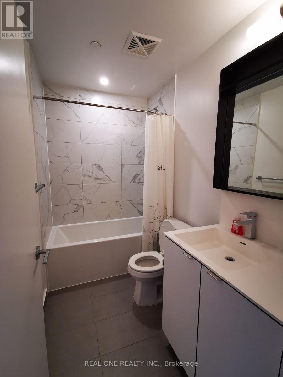 1907 - 4065 Confederation Parkway, Mississauga, Ontario  L5B 0L4 - Photo 17 - W12561182