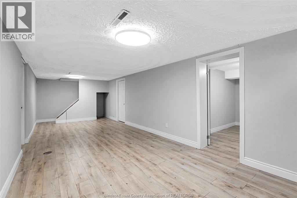 3045 Claxton Court, Windsor, Ontario N8R 1P9 - Photo 20 - 25030986