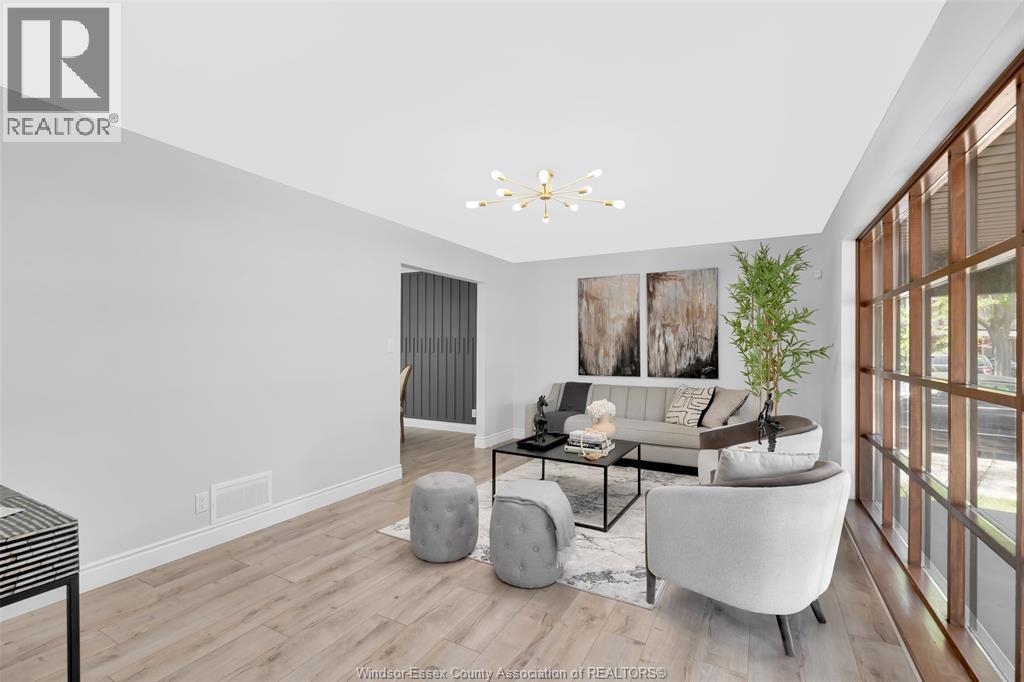 3045 Claxton Court, Windsor, Ontario N8R 1P9 - Photo 3 - 25030986