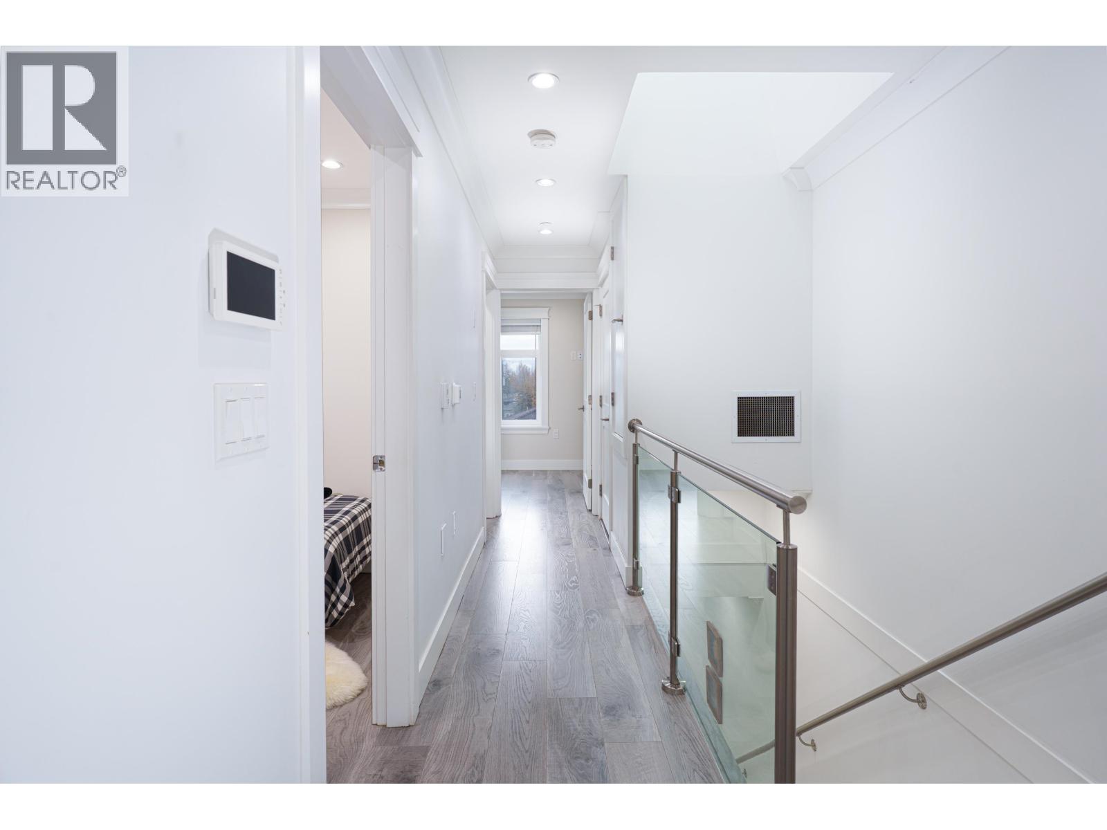 3216 Vimy Crescent, Vancouver, British Columbia  V5M 4B4 - Photo 14 - R3071492