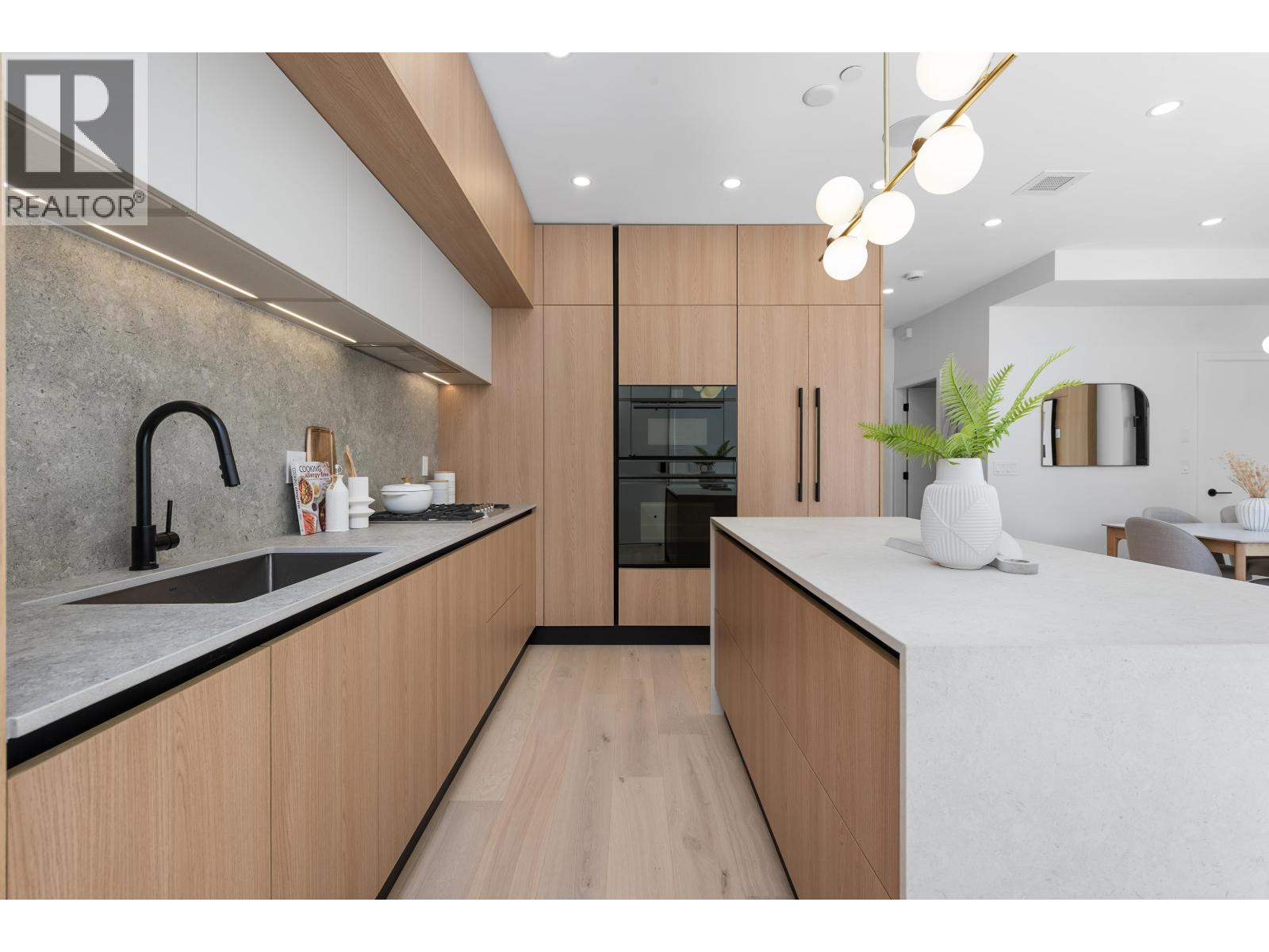 1 2626 W 41st Avenue, Vancouver, British Columbia  V6N 3C4 - Photo 6 - R3071495