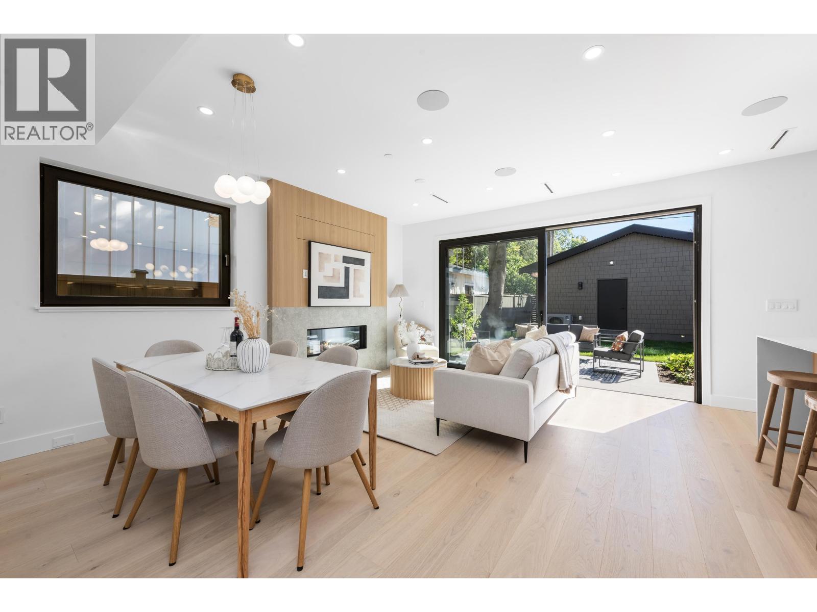 2 2626 W 41st Avenue, Vancouver, British Columbia V6N 3C4 - Photo 2 - R3071509