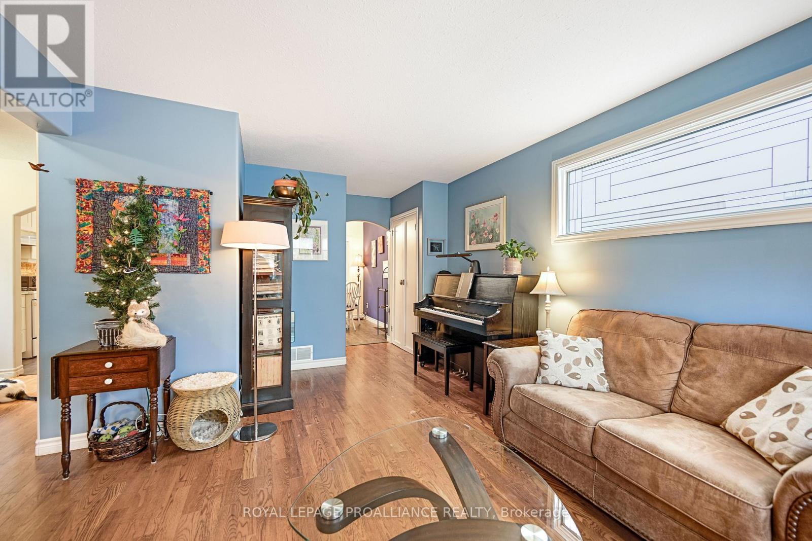 72 Beecher Street, Brockville, Ontario  K6V 5M3 - Photo 10 - X12594922