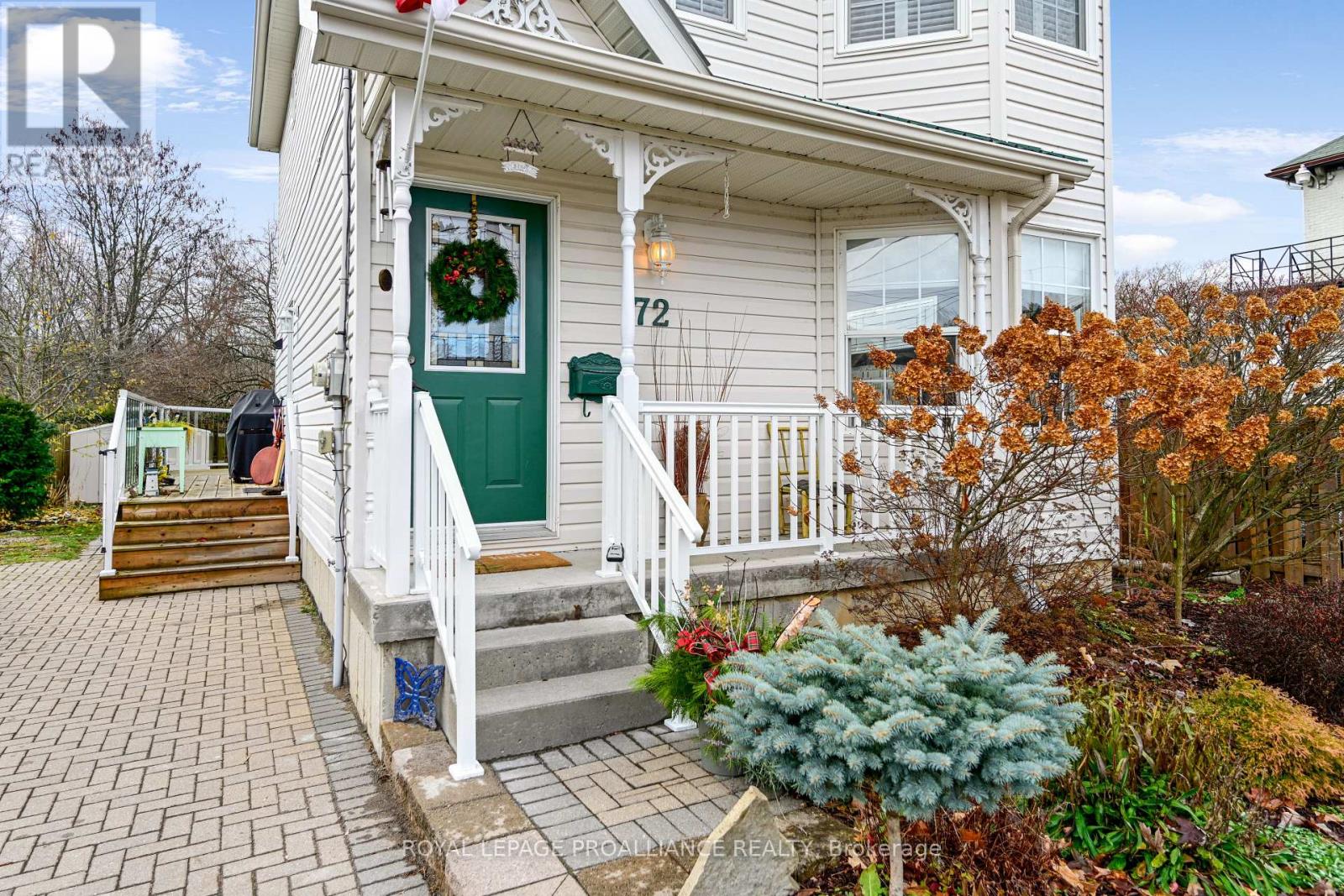 72 Beecher Street, Brockville, Ontario  K6V 5M3 - Photo 4 - X12594922