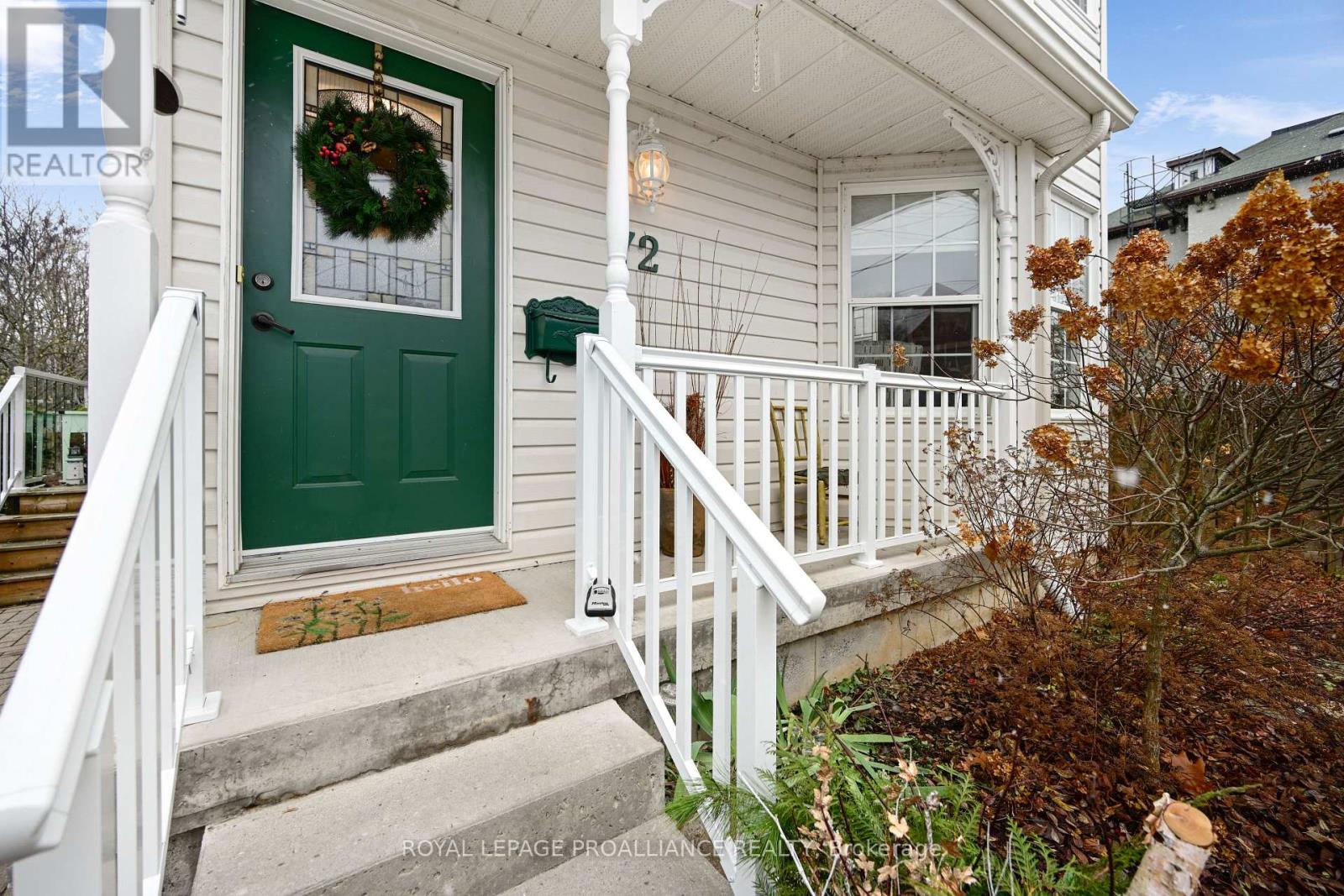 72 Beecher Street, Brockville, Ontario  K6V 5M3 - Photo 5 - X12594922