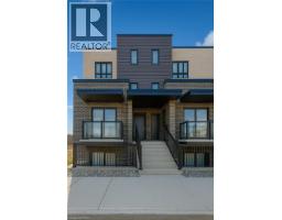 235 CHAPEL HILL Drive Unit# 33, Kitchener, Ontario