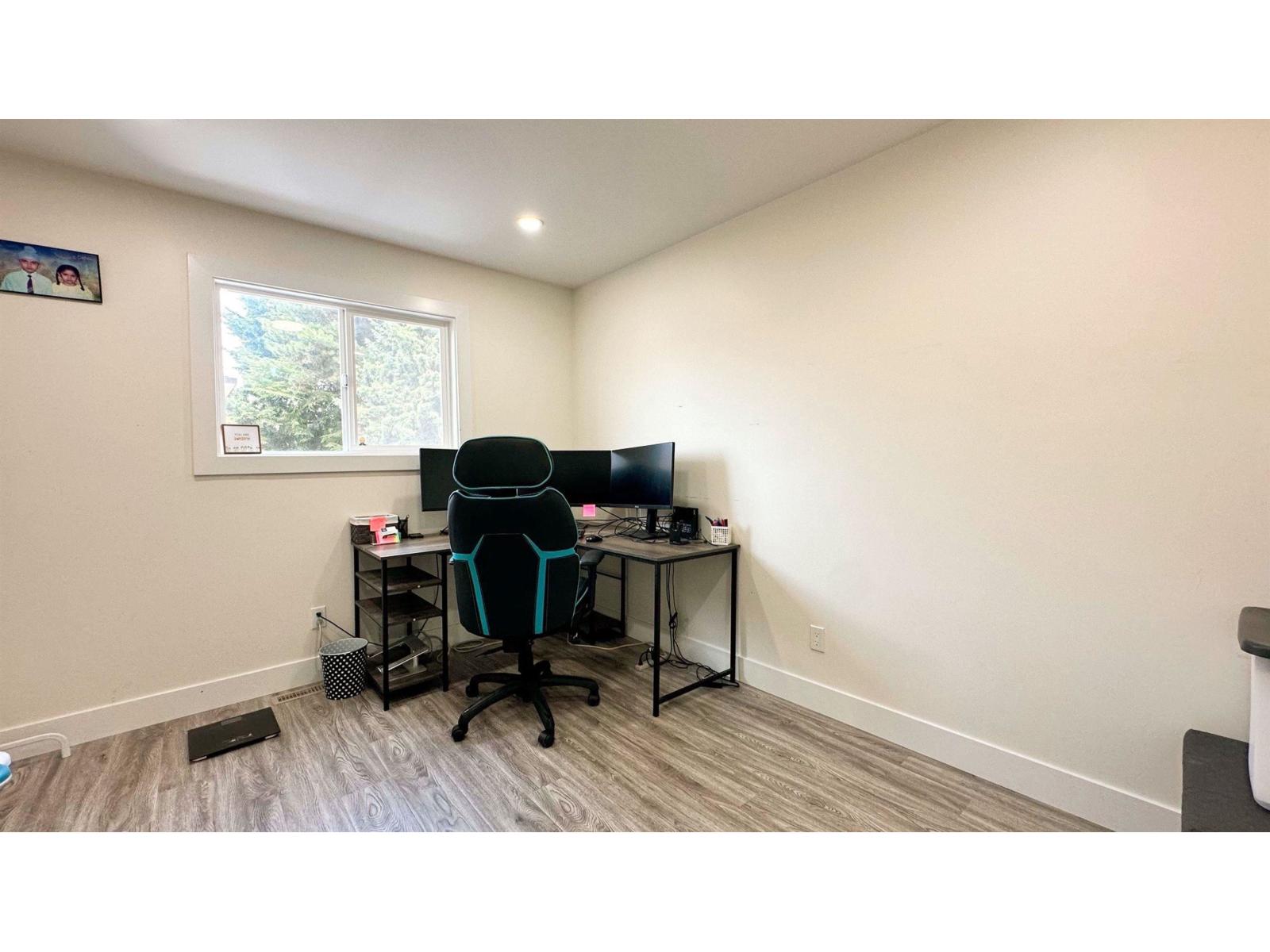 13017 64 Avenue, Surrey, British Columbia  V3W 1X8 - Photo 12 - R3071016