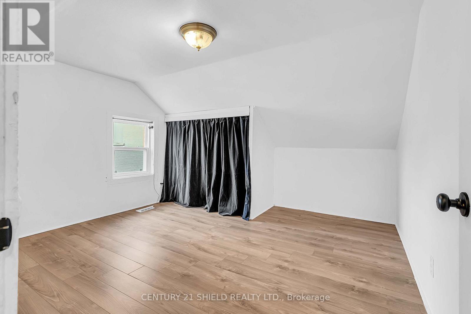 30 Marlborough Street S, Cornwall, Ontario  K6H 3Z3 - Photo 11 - X12594966