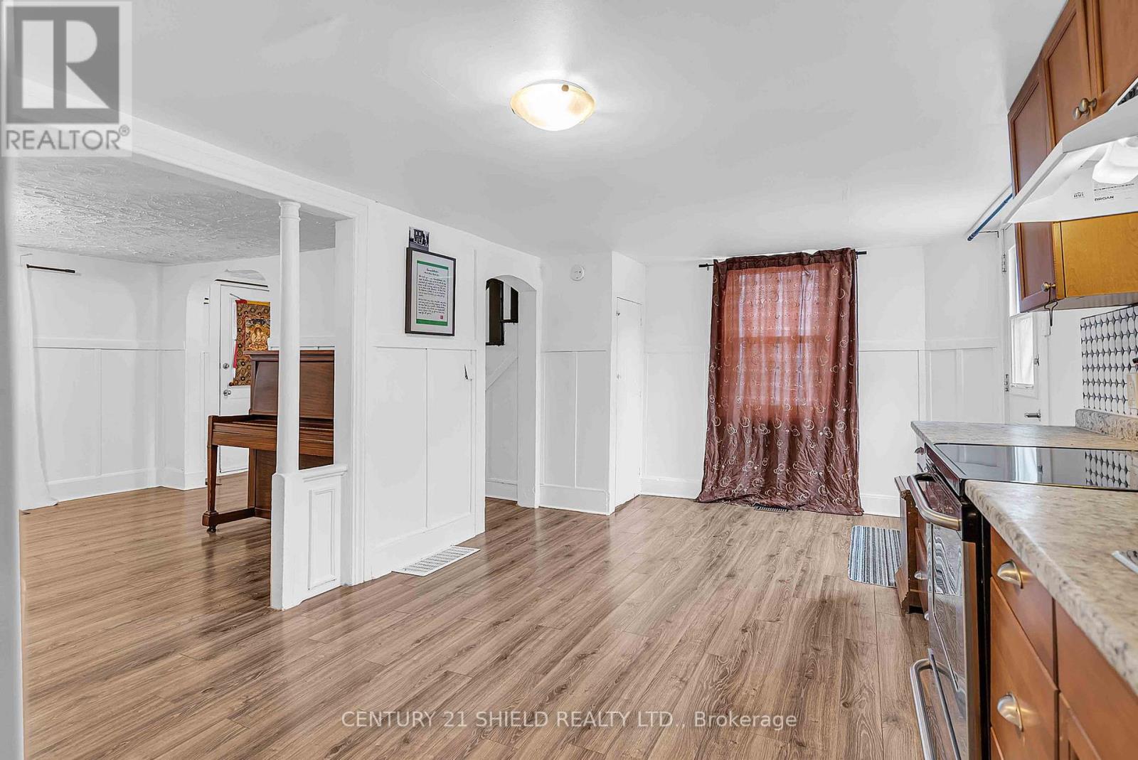 30 Marlborough Street S, Cornwall, Ontario  K6H 3Z3 - Photo 5 - X12594966