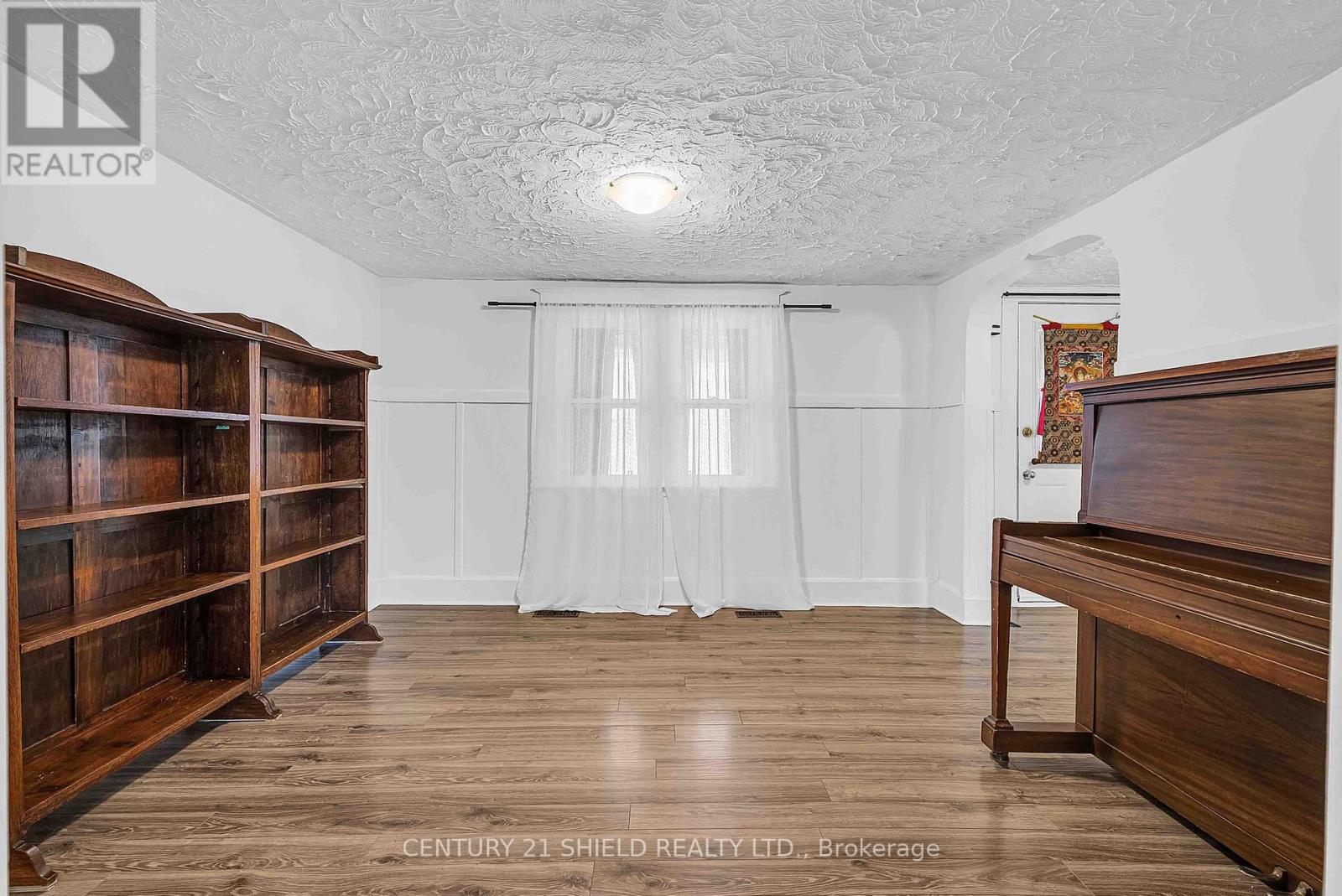 30 Marlborough Street S, Cornwall, Ontario  K6H 3Z3 - Photo 7 - X12594966