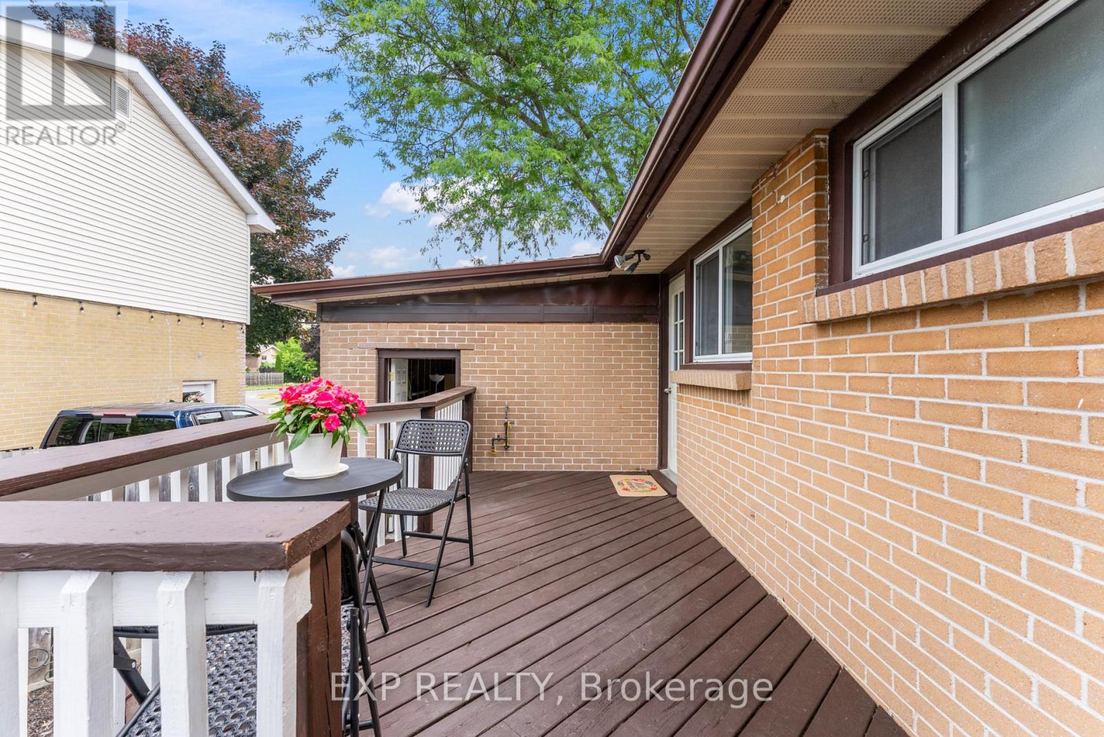 218 Farley Avenue, Belleville, Ontario K8N 4L5 - Photo 35 - X12521346