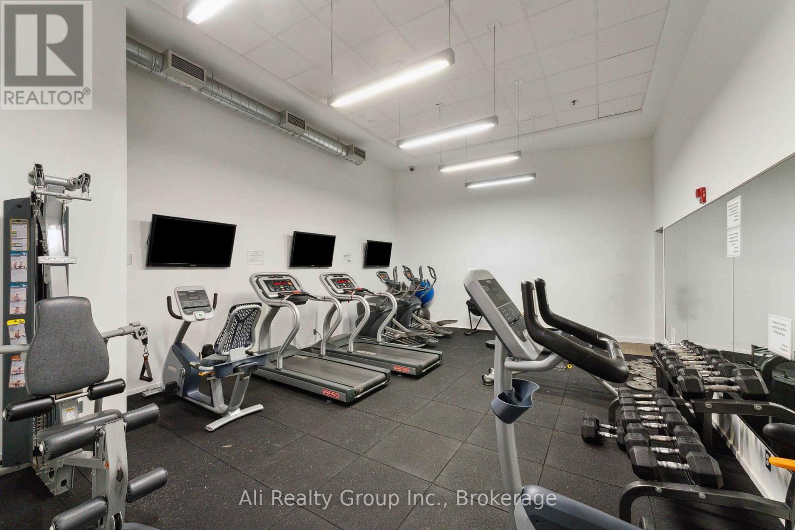 209 - 354 Gladstone Avenue, Ottawa, Ontario  K2P 0R4 - Photo 30 - X12593436