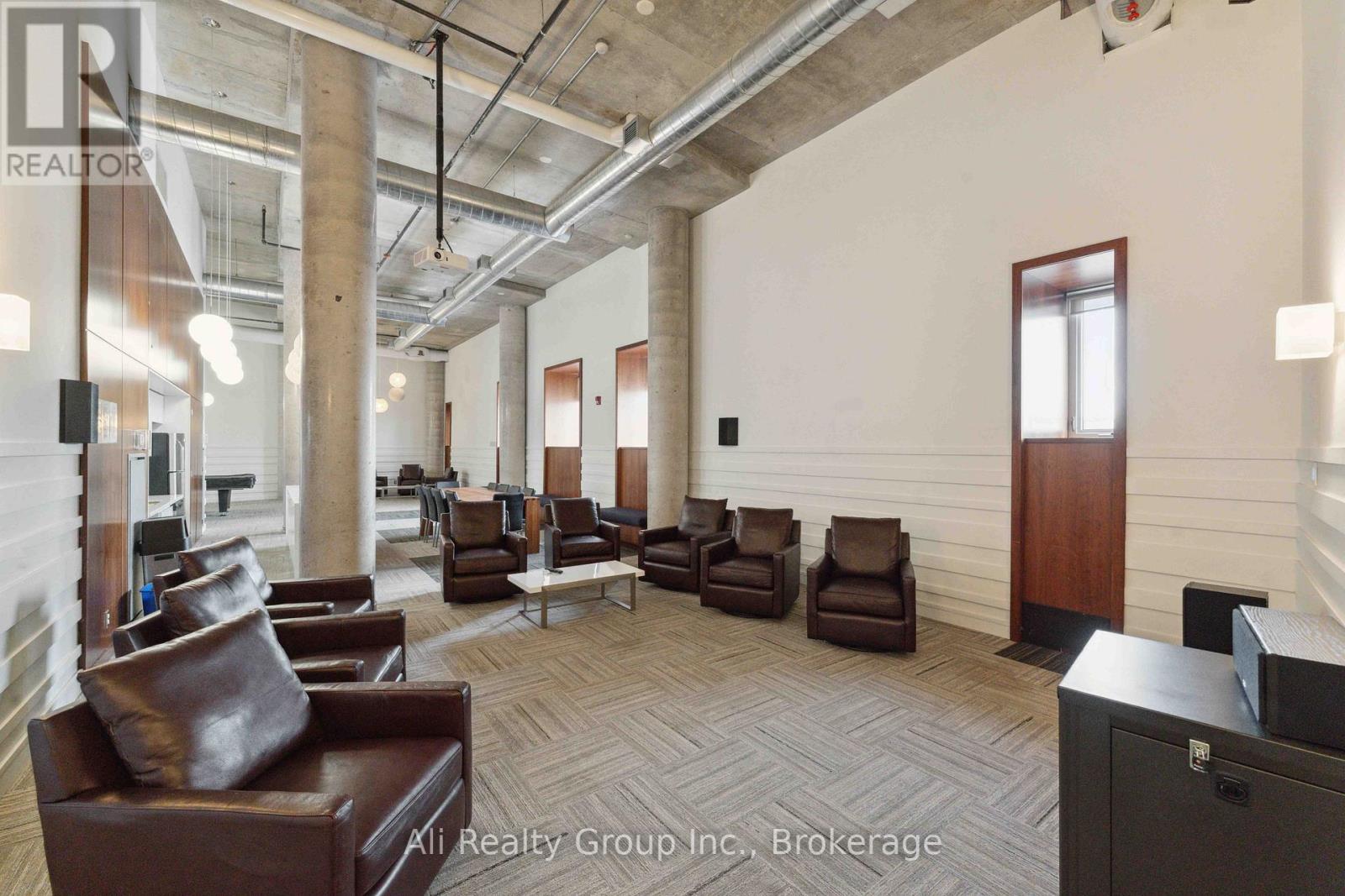 209 - 354 Gladstone Avenue, Ottawa, Ontario  K2P 0R4 - Photo 29 - X12593436