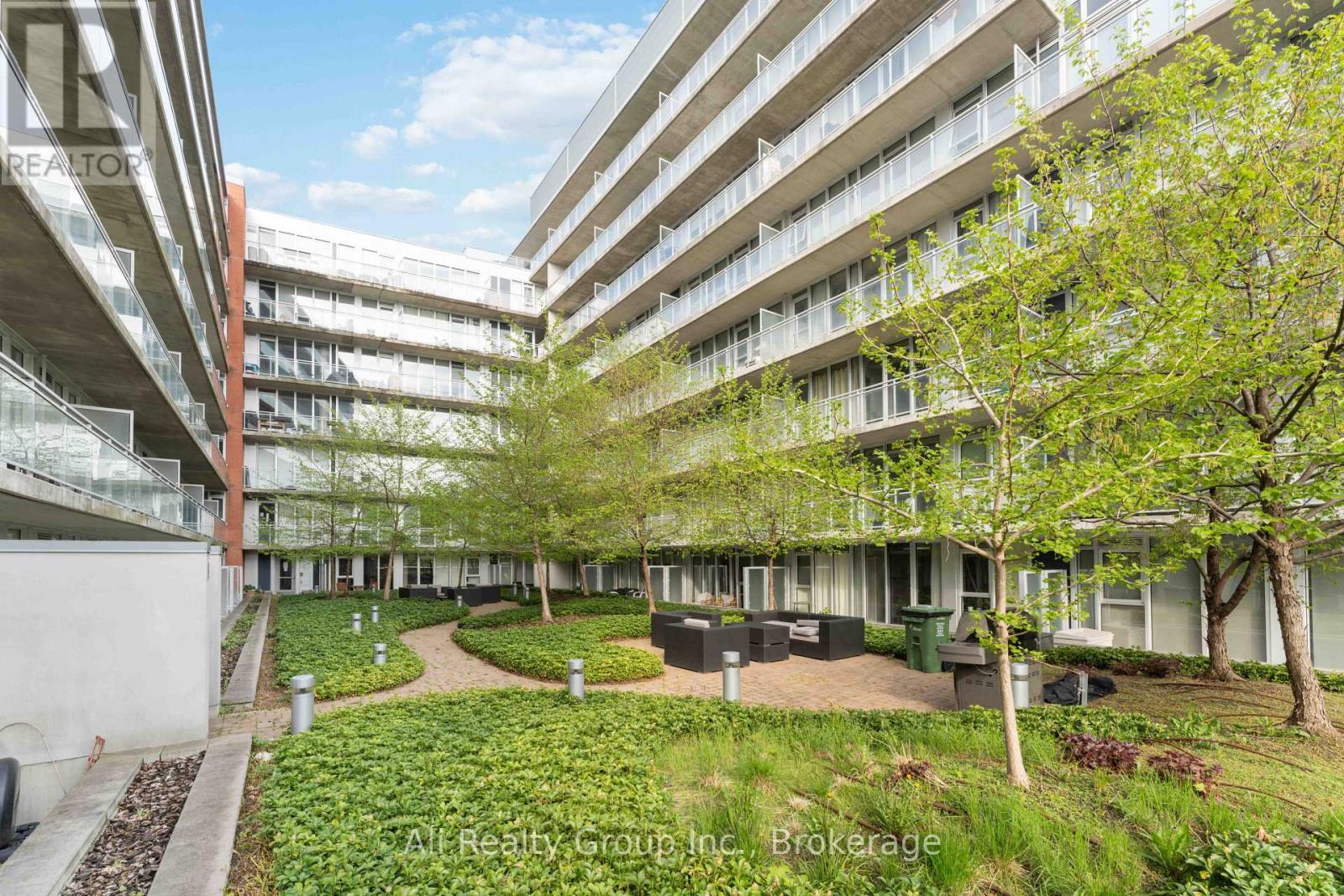 209 - 354 Gladstone Avenue, Ottawa, Ontario  K2P 0R4 - Photo 33 - X12593436