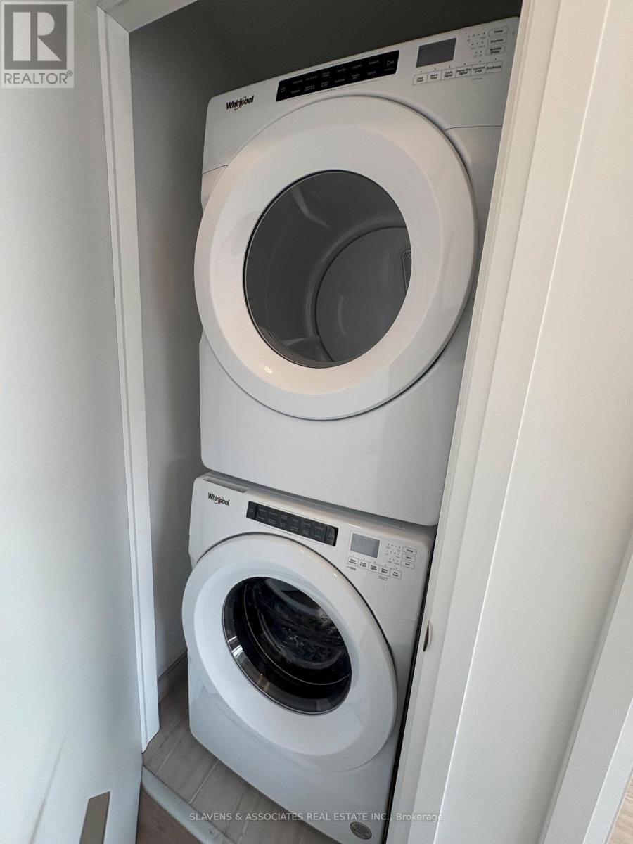 25 - 15 Brenthall Avenue, Toronto, Ontario  M2R 1W1 - Photo 12 - C12409579