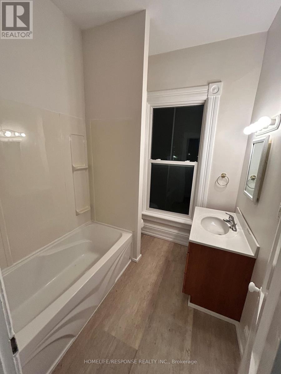 11-13 - 13 Garden Street, Brockville, Ontario  K6V 2B8 - Photo 16 - X12591998