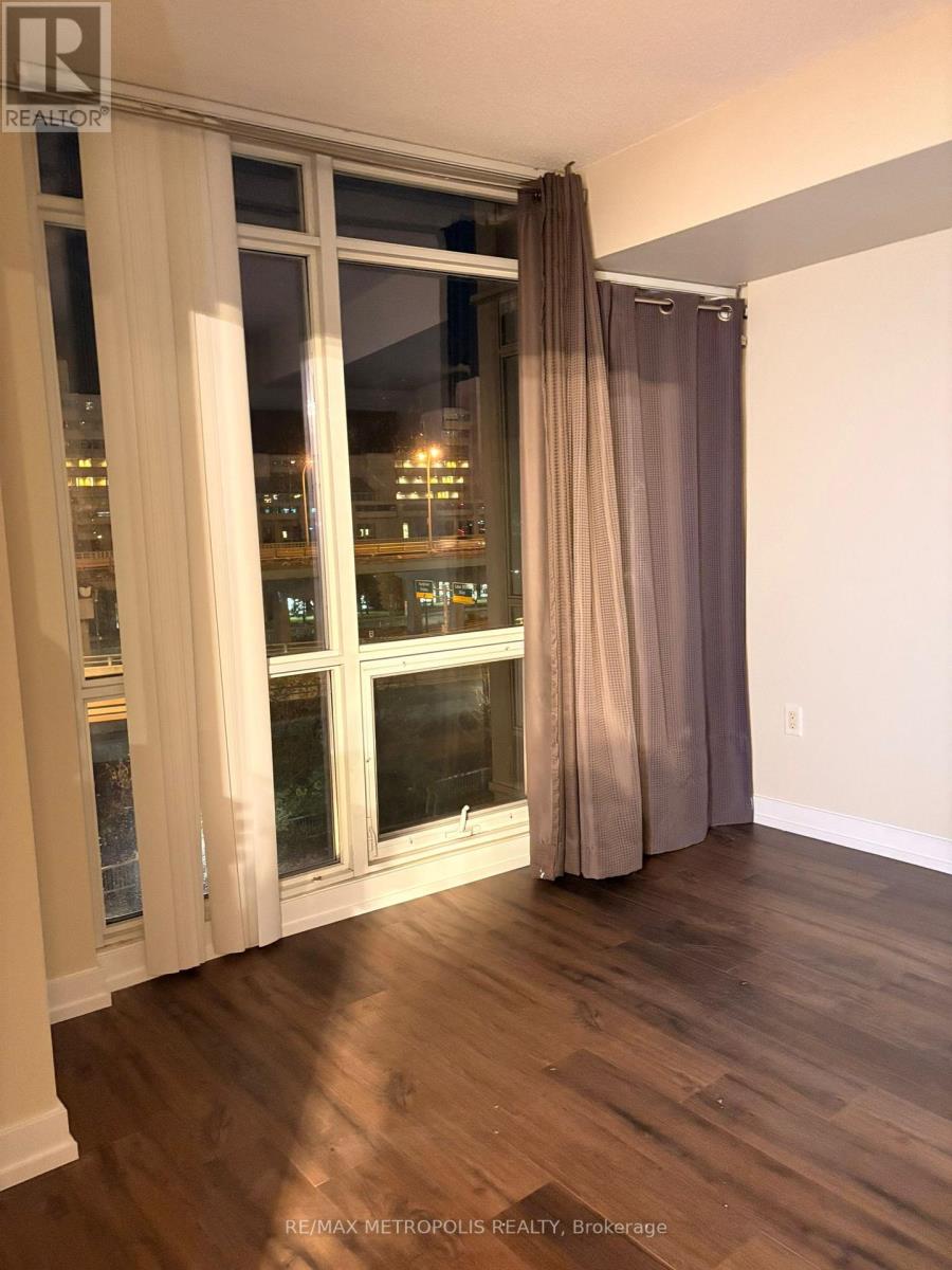 312 - 11 Brunel Court, Toronto, Ontario M5V 3Y3 - Photo 10 - C12594912