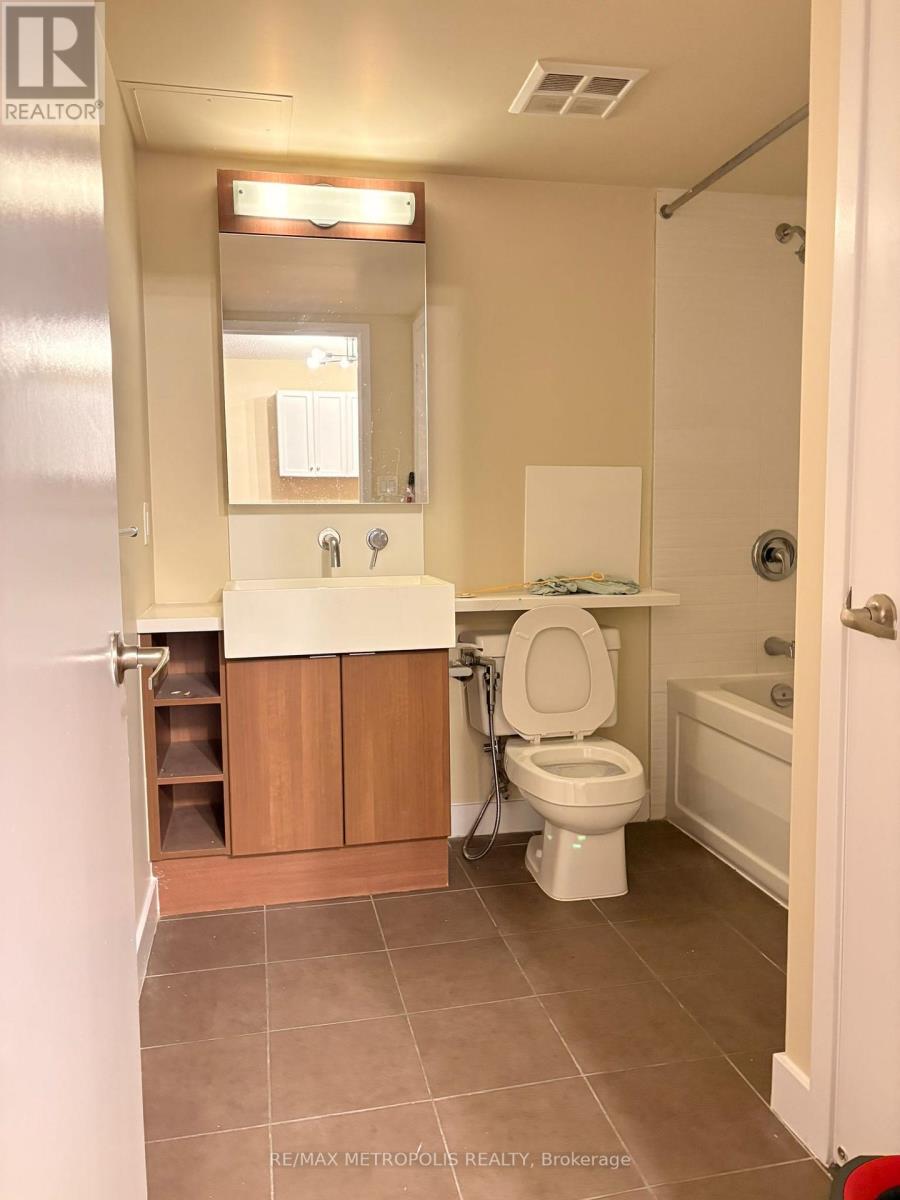 312 - 11 Brunel Court, Toronto, Ontario M5V 3Y3 - Photo 11 - C12594912