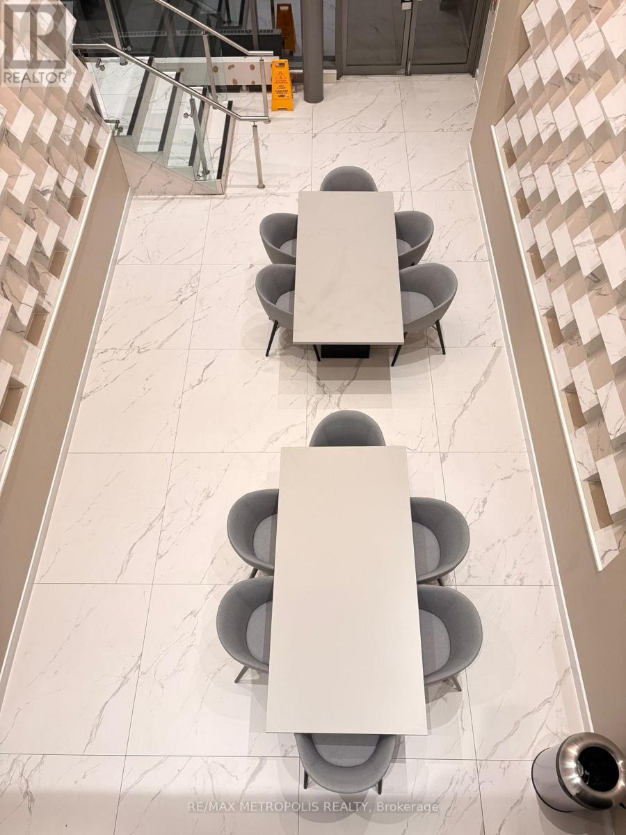 312 - 11 Brunel Court, Toronto, Ontario M5V 3Y3 - Photo 2 - C12594912